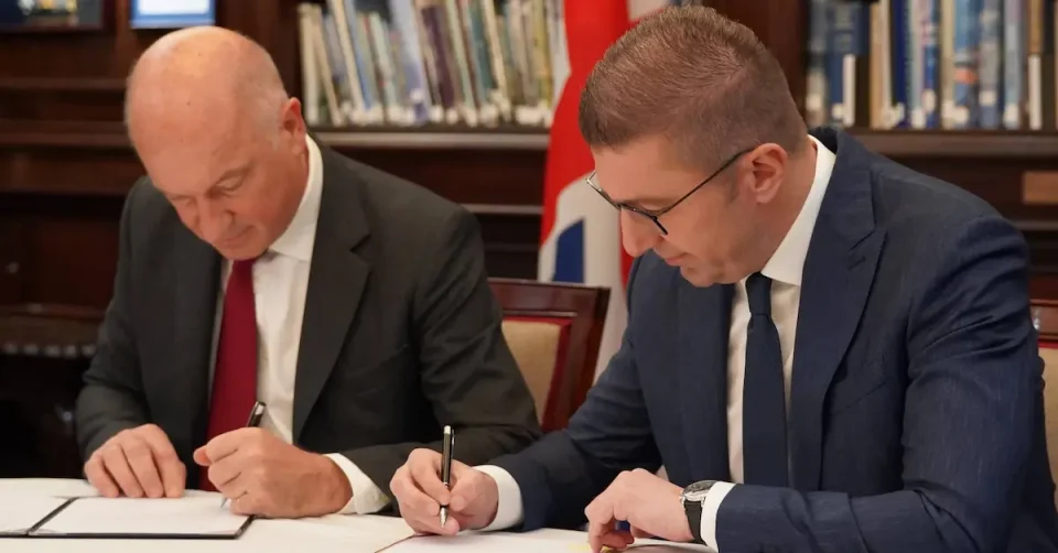 „БУРСТОК“ ВЛЕГУВА ВО МАКЕДОНИЈА: Инвестиција од 150 милиони долари во воената индустрија, најави Мицкоски