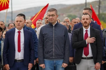 НЕ ВЕТУВАМЕ ЧУДА, ТУКУ ЧЕСНА РАБОТА: Овие избори се одлука за вашата иднина, порача Мицкоски од Чашка