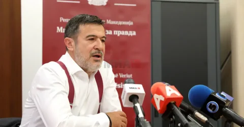 СЕ ОДНЕСУВААТ КАКО ВО ХОТЕЛ: Еден осуденик месечно нè чини околу 1.000 евра, вели Пандов