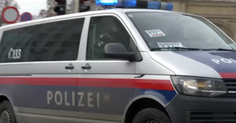 ПОВТОРНО УАПСЕН ЗА ТЕРОРИЗАМ: Тинејџер со потекло од Македонија планирал да убива христијани во Австрија