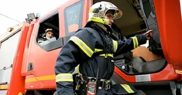 Пожарот во Струмица е локализиран: ЕВН исклучи струја за безбедност на пожарникарите