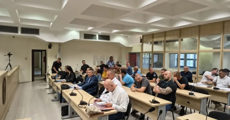 СУДОТ ОДЛУЧИ ЗА ШТЕКЛИ: Нема „змии во главата“, способен е за судење