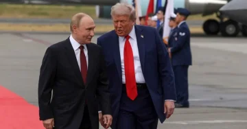 САМИТОТ НА ТРАМП И ПУТИН ОДЛОЖЕН: Несогласувањата за фронтовската линија ја уништија можноста за договор