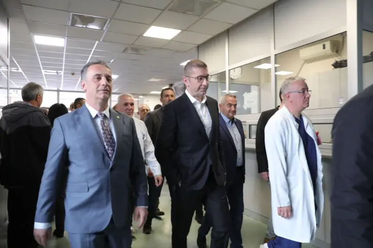 Мицкоски: Судии и обвинители грчевито се борат за фотелјата – малку им се 3.000, сакаат 5.000 евра месечно во држава во која просекот е 750 евра