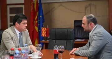 СКОПЈЕ ГРАДИ ЕВРОПСКА ИДНИНА: Ѓорѓиевски се сретна со амбасадорот на ЕУ Михалис Рокас