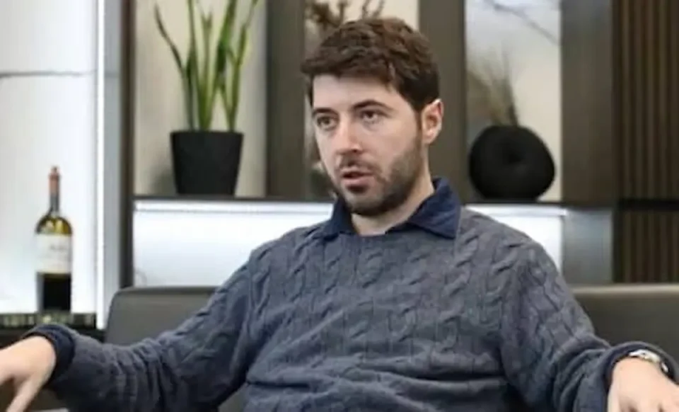 СКАНДАЛ ВО АЛБАНИЈА СО ФИРМАТА ПАРТНЕР НА ДРИН АХМЕТИ: Партнерите во преземањето на Соравија биле вмешани во местење тендери!