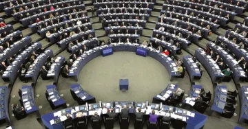 Европарламентот го изгласа буџетот за 2026: Поголеми средства за истражувања, инфраструктура, граници и климатски активности
