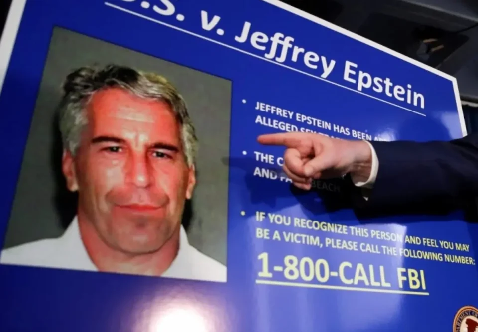 НОВО ПОГЛАВЈЕ ВО АФЕРАТА ЕПШТАЈН:  Американски конгресмени инсистираат поранешниот принц Ендру да сведочи и да ја расчисти неговата поврзаност со случајот