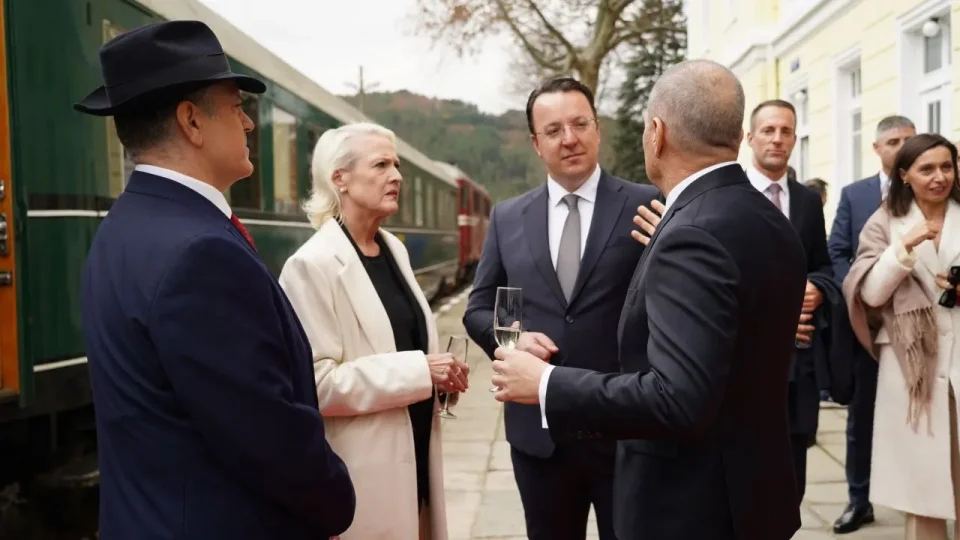 (ВИДЕО) Николоски „избриша патос“ со бугарски новинар