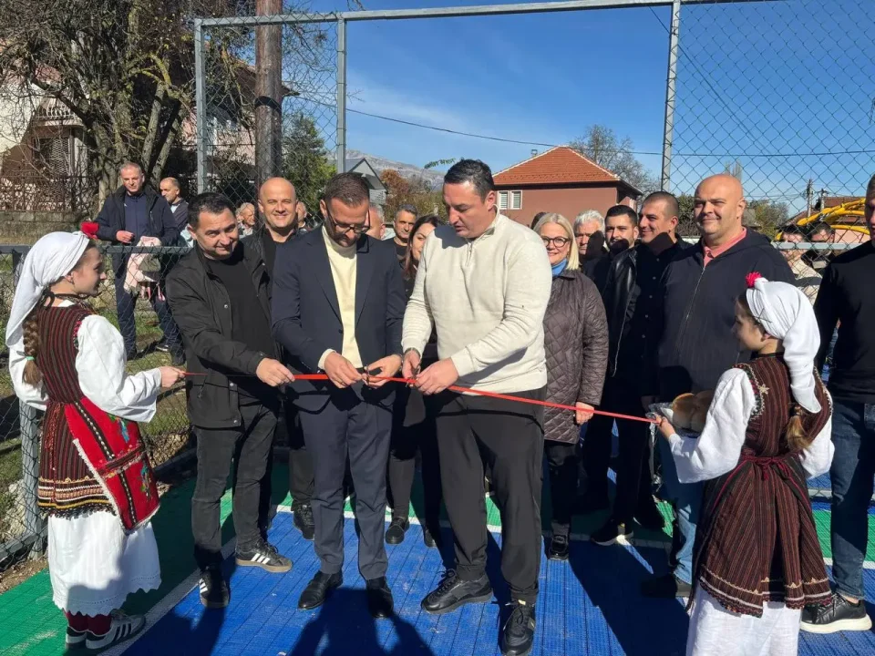 СПОРТ ЗА СИТЕ: Општина Теарце доби современ спортски центар