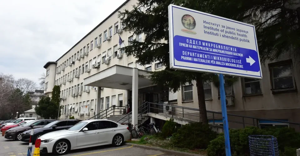 ИЈЗ: Утре ќе се знаат причините за стомачните тегоби кај учениците од „Димо Хаџи Димов“