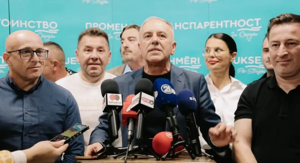 ПОЧНУВААТ ПРОМЕНИ ВО СТРУГА: Ќура го продава службеното „АУДИ А6“ од МЕРКО и дели откази за сите што земаат плата, а не доаѓаат на работа