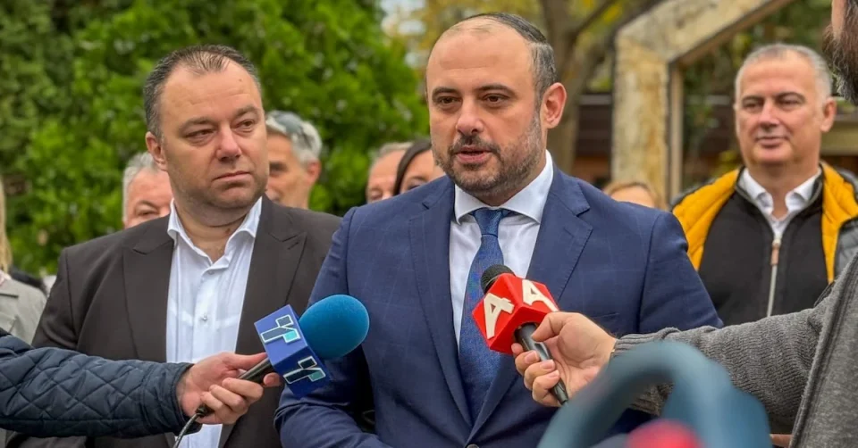 ОСЛОБОДУВАЊЕ НА ГРАДОТ: Започнуваме вечерва со демонтажа на рампите од пред Град Скопје, вели Ѓорѓиевски