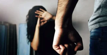 Во изминатото деноноќие на подрачја на повеќе градови во државата евидентирани се вкупно седум пријави за семејно насилство, при што три лица