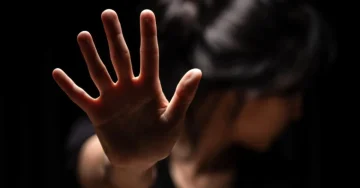 ЈА НАПАДНАЛ И СИЛУВАЛ ПОРАНЕШНАТА ДЕВОЈКА: Обвинителството бара притвор за осомничениот