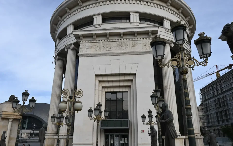 МАЈКАТА ЗНАЕЛА, А НЕ ПРИЈАВИЛА: Очув осомничен за долгогодишно сексуално злоставување на 16-годишно девојче