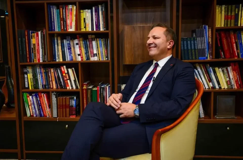 САМО ФИЛИПЧЕ НЕ МОЖЕ ДА СЕ ПОМИРИ: Резултатот од 126.000 гласови е дно и најлош резултат во историјата на СДСМ, вели Спасовски