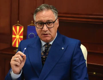 НОВИ ЗГОЛЕМУВАЊА НА ПЕНЗИИТЕ: 1000 денари од март, а 3 до 5% од септември - линеарното покачување е барање на пензионерите, вели Мемов