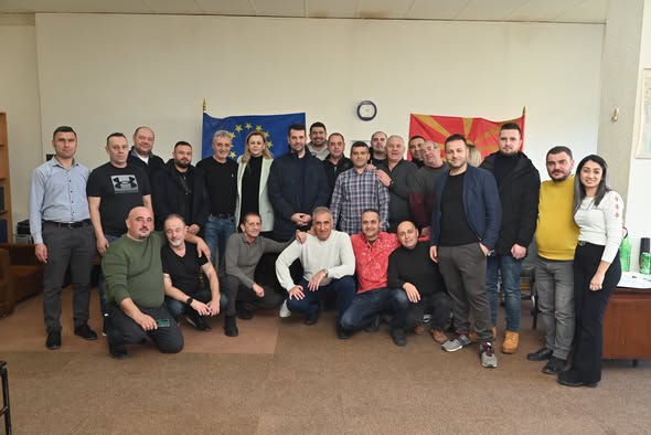 Томовски: Благодарност до вработените во Возниот парк за нивната посветеност – честитки за Новата година и Божиќ