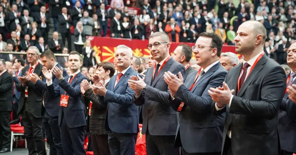 СИЛНО ВМРО-ДПМНЕ, СИЛНА МАКЕДОНИЈА: Единство и сплотеност како клуч за иднината, порача Николоски