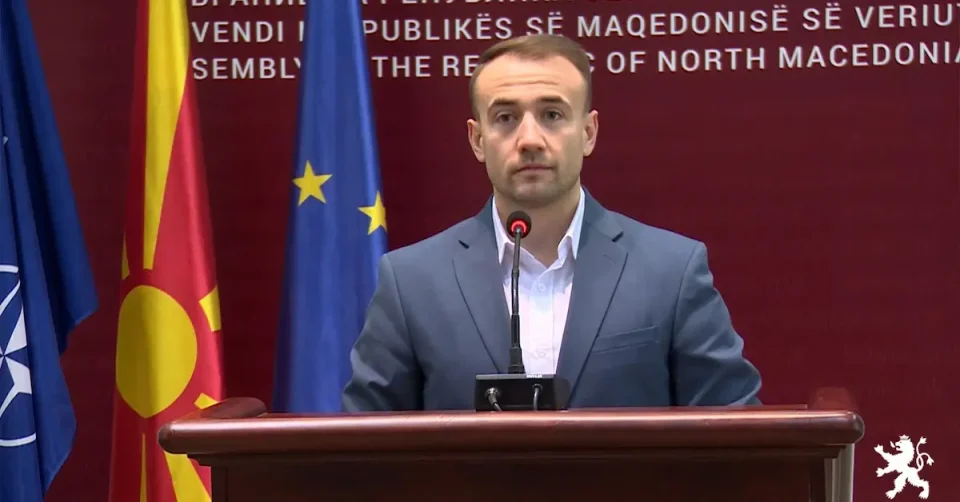 Стојаноски: СДСМ ја напуштија седницата кога требаше да се разговара за Резолуцијата за наводни мигранти