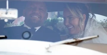 (ФОТО+ВИДЕО) СЕ ОЖЕНИ КОНТРОВЕРЗНИОТ ММА БОРЕЦ: Конор Мекгрегор и Ди Девлин го кажаа судбоносното „Да“ во Ватикан