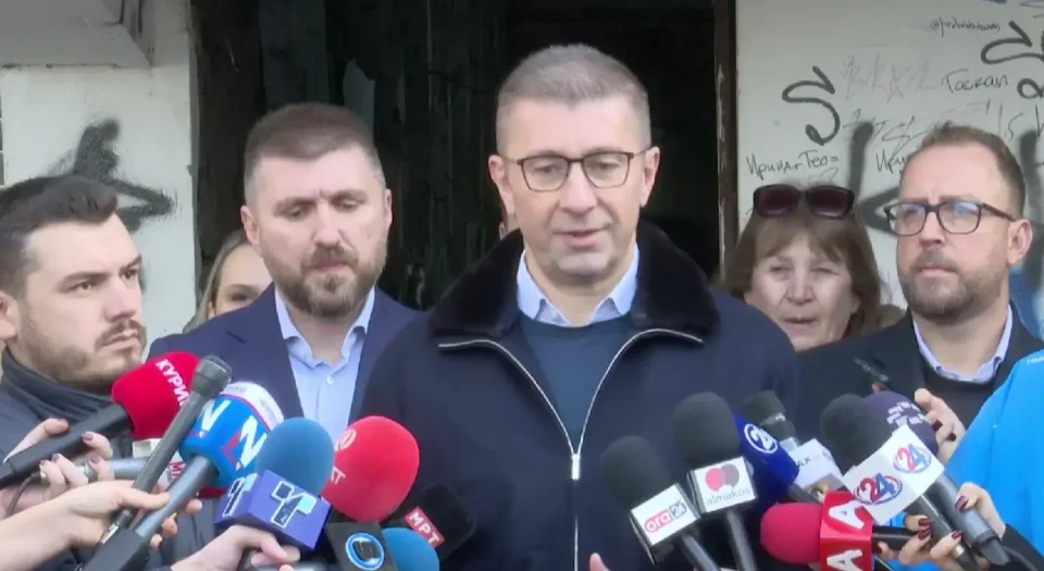(ВО ЖИВО) Изјава за медиуми на премиерот Мицкоски од Општина Аеродром