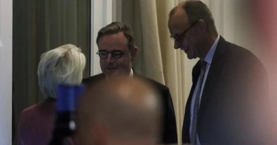 ЗАЕМ ЗА УКРАИНА: Белгија и ЕУ во несогласување околу користење на замрзнатите руски средства