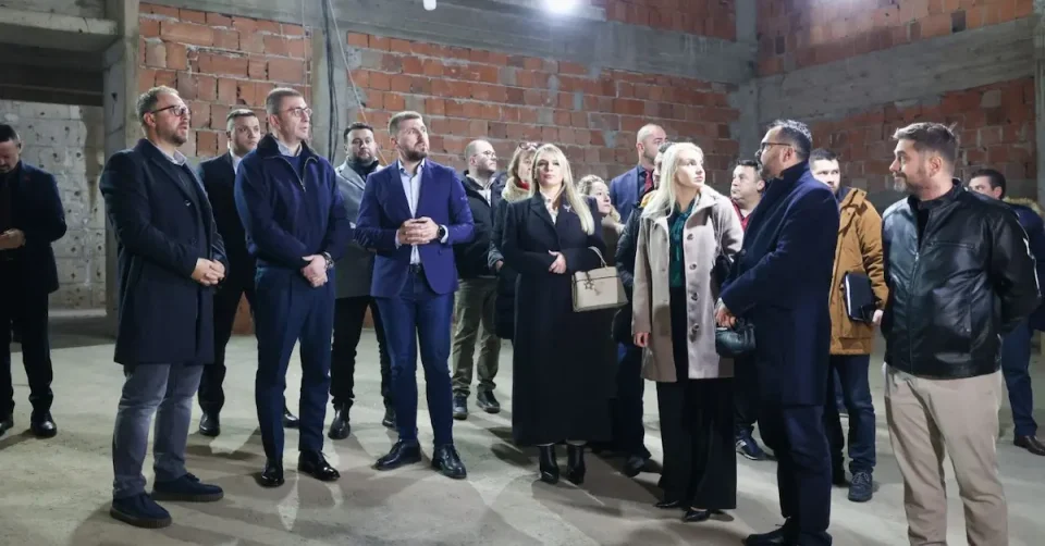 (ФОТО) Мицкоски: Почна изградбата на мултифункционалниот центар во Општина Аеродром, целосно финансиран од Владата