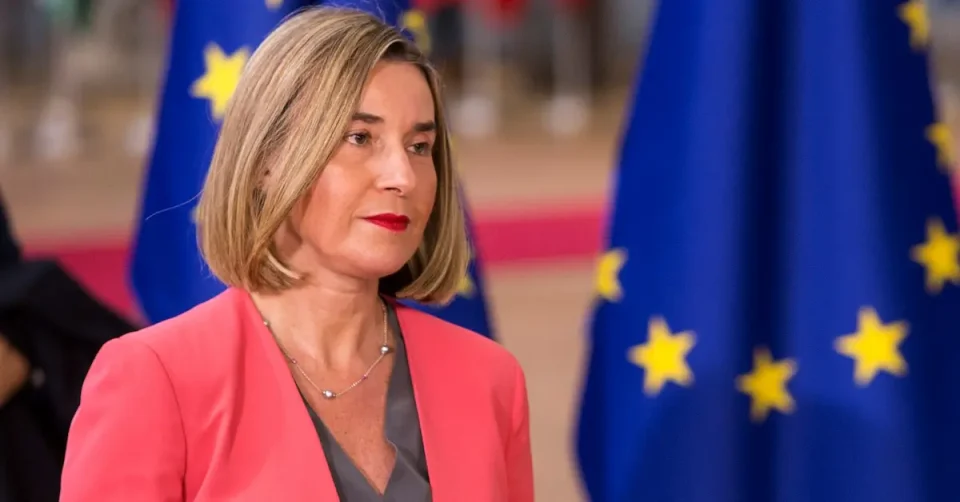 Могерини пуштена од притвор по сослушувањето за корупција и измама