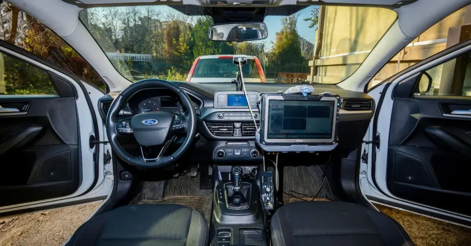 МВР НАБАВИ НОВИ ВОЗИЛА СО ВГРАДЕНИ КАМЕРИ И РАДАРИ: Веднаш ќе ги документираат прекршоците