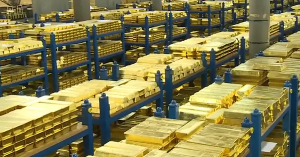 (ВИДЕО) МАКЕДОНСКОТО ЗЛАТО Е НА БЕЗБЕДНО: Тежи 6,9 тони и вреди 800 милиони евра се чува во Трезорот на Банката на Англија