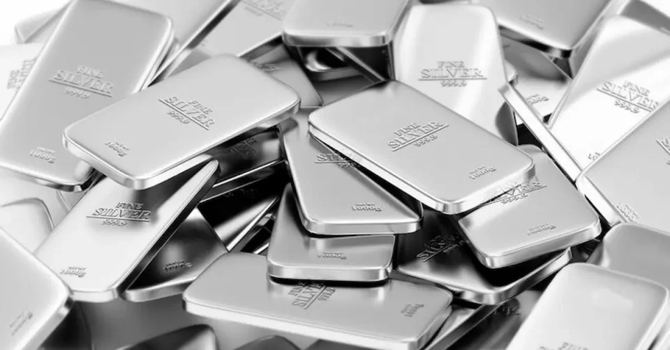 Рекорден скок на среброто: Односот со златото на најниско ниво по Големата финансиска криза