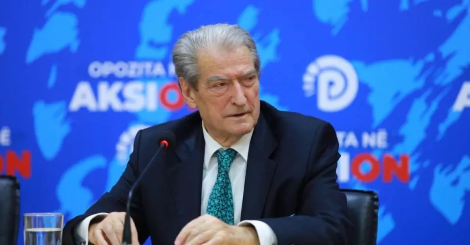 БЕРИША ПОВИКУВА НА ШИРОК ФРОНТ: Опозицијата најавува протести и бунт против „нарко режимот на Еди Рама“