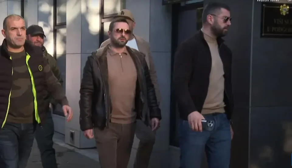 ИСЧЕЗНА ПРЕД ОЧИТЕ НА ПОЛИЦИЈАТА: Осуден за организиран криминал во Црна Гора – синот на екс-претседателката на Врховен суд избега по пресудата