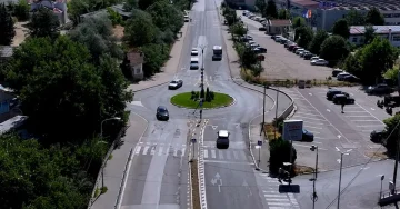 Со инвестиција од 88.874.397 денари, финансирана преку Министерството за транспорт, во општина Кочани ќе се реконструира булеварот