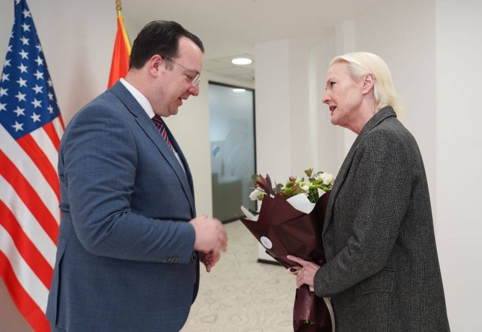 (ФОТО) СРЕДБА НИКОЛОСКИ-АГЕЛЕР: Македонија и САД се стратешки партнери кои ќе продолжат да работат на јакнење на економските врски и спроведување на реформите