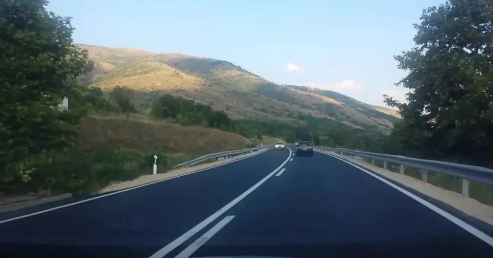 Повторно блокада на магистралниот пат Битола–Ресен поради јавен собир