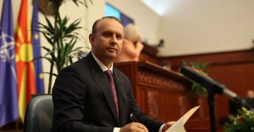 пратениците утре ќе мора