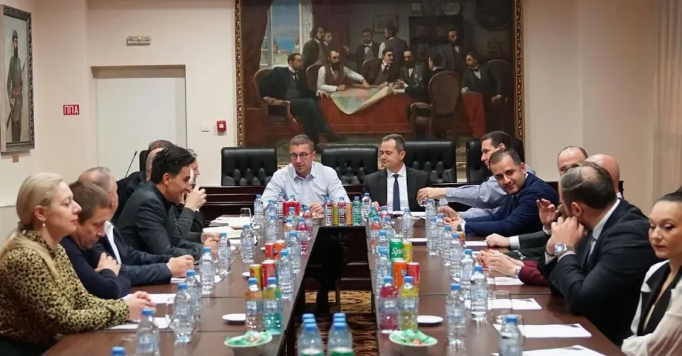 ПРВА СЕДНИЦА НА ИЗВРШНИОТ КОМИТЕТ: Мицкоски објави нови избори и партиски раководства