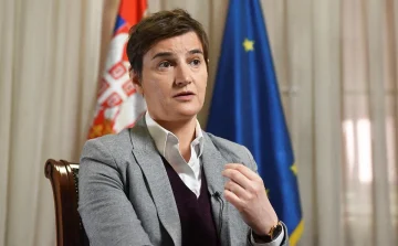 Брнабиќ и СДСМ во вербална пресметка по критиките од Вучиќ за Шекеринска