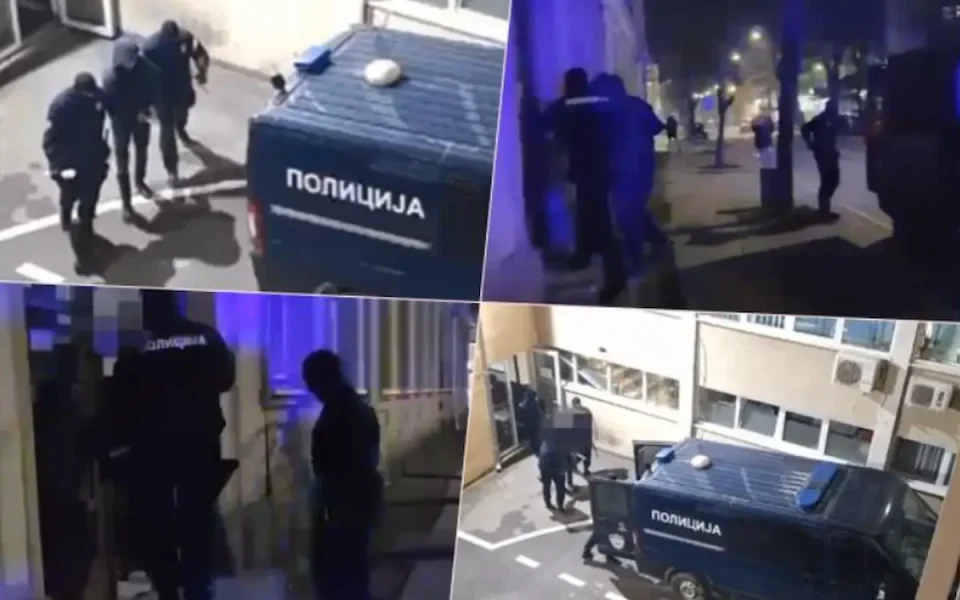 (ВИДЕО) УАПСЕНИ ДВЕ ЛИЦА ВО СРБИЈА: Осомничени се дека планирале напад врз Вучиќ и неговото семејство