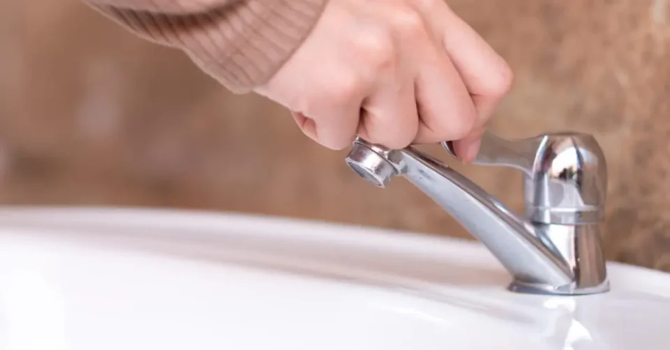 Повеќе улици во Карпош утре ќе останат без вода од 09 часот