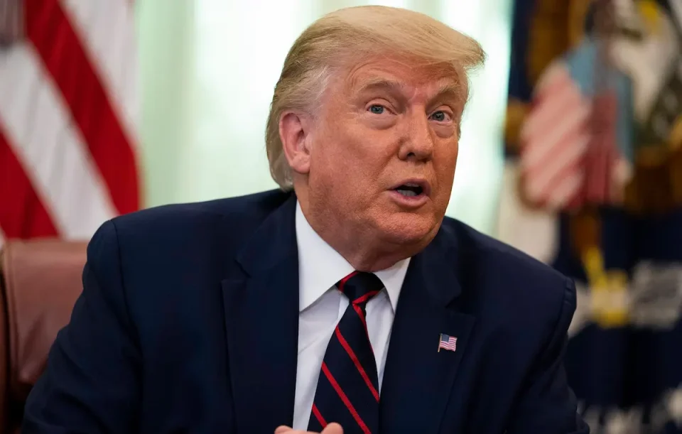 ГЛОБАЛНИ ЦАРИНИ ОД 10 ПРОЦЕНТИ: Трамп потпиша указ по одлуката на Врховниот суд