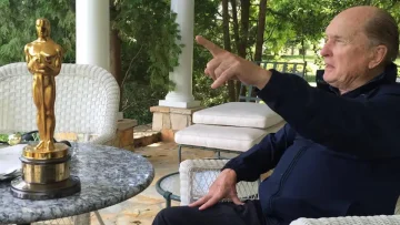 Легендарниот актер и режисер Роберт Дувал почина на 95-годишна возраст. Неговата сопруга Лусијана, со која беше во брак повеќе