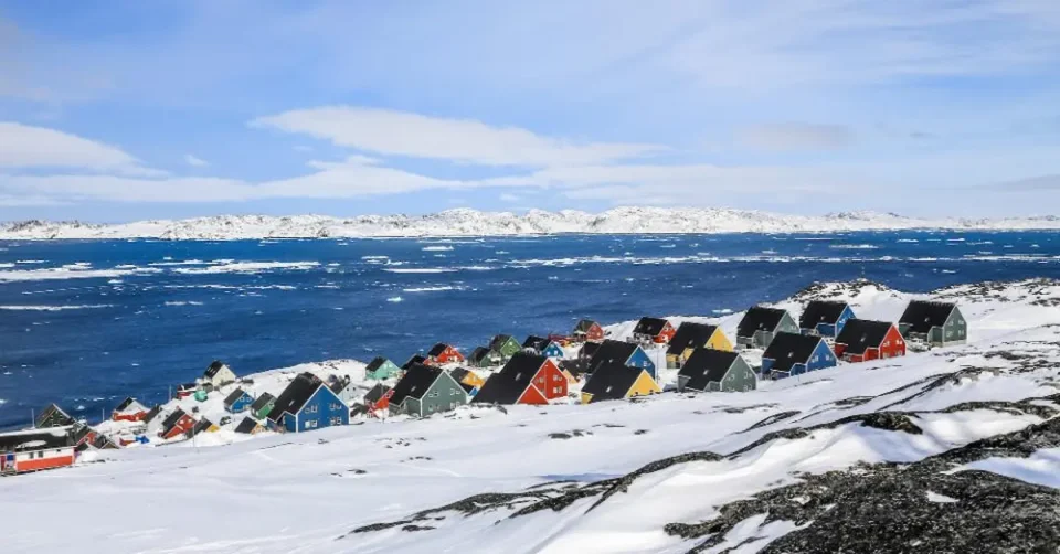 Трамп најави испраќање болнички брод во Гренланд