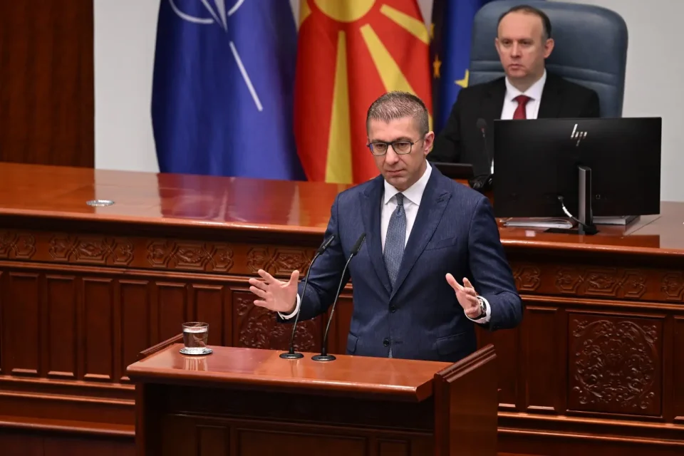 МИЦКОСКИ: ФРОЈД РАБОТИ ВО СДСМ – мислат дека ако тие договарале и монтирале судски случаи дека и сега се прави истото