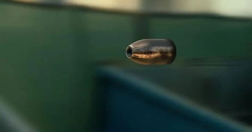 ОД ЗАТАЛКАН КУРШУМ ВО ГЛУМОВО: 10-годишно девојче се здобило со повреди на ногата