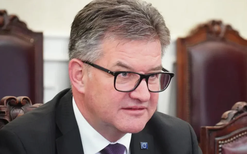 Лајчак проговори за контроверзните пораки со Епштајн: „Се чувствувам како идиот“