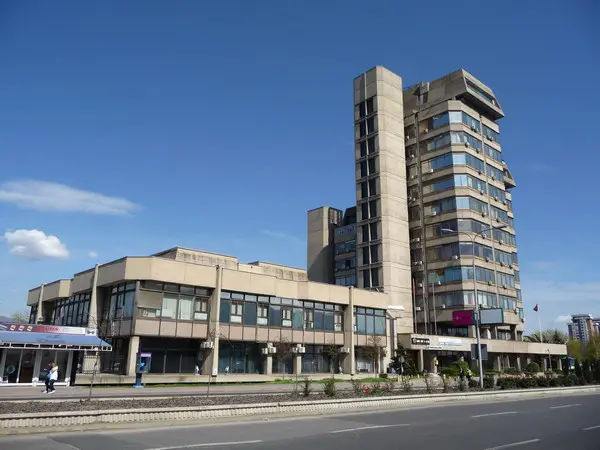 Народната банка ја задржа основната каматна стапка на 4%